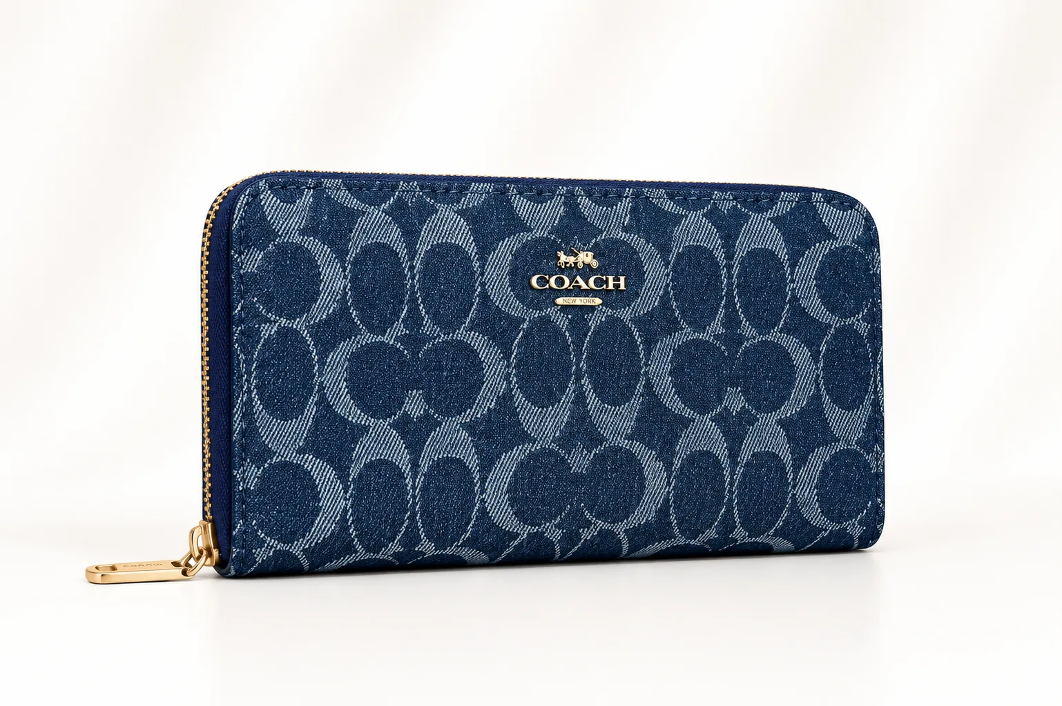 Coach Long Zip Around Wallet in Signature Canvas in Denim/Chambray blue